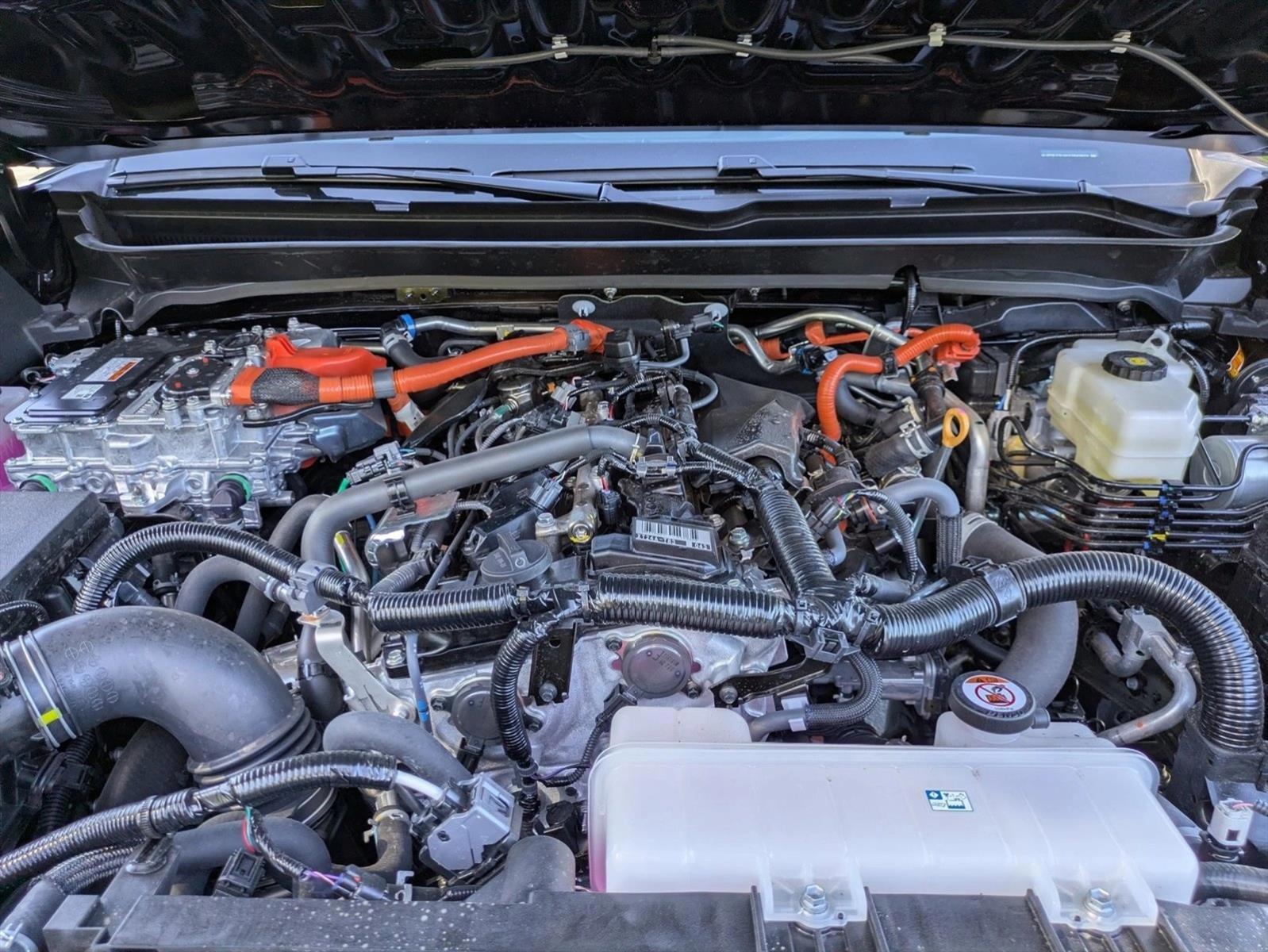 Vehicle image 16